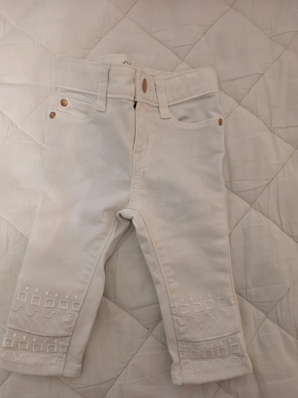 OshKosh B'gosh White Girls' Embroidered Ankle Jeans